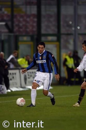 埃弗拉：希望英格兰球迷别再唱足球要回家了，感觉像是诅咒（埃弗拉劝英格兰球迷别再唱“足球回家”，称这像是一种诅咒）